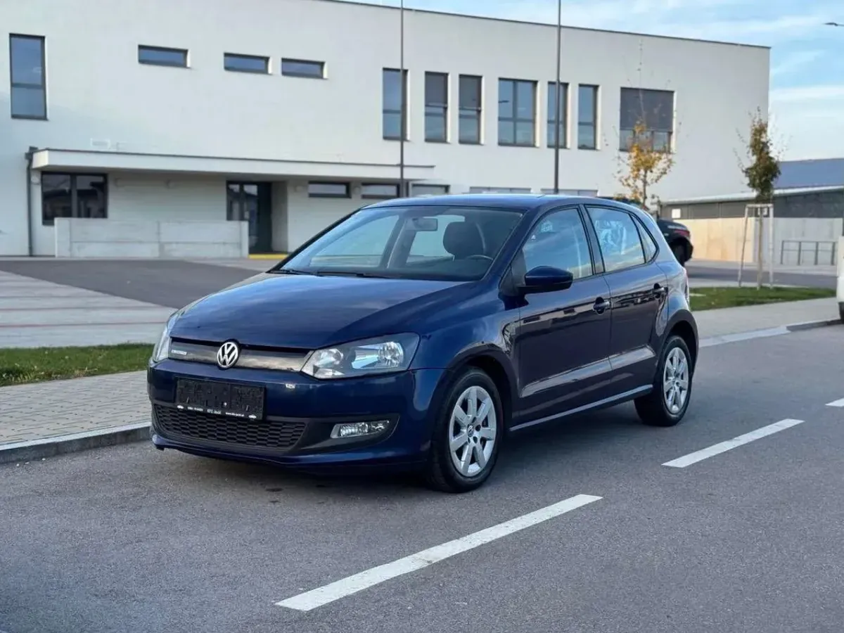 Volkswagen Polo 2010 photo 3