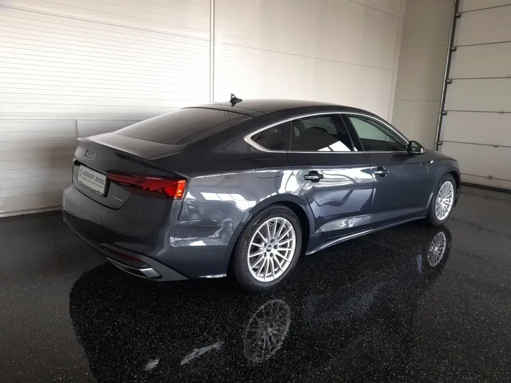 Audi A5 2022 photo 2