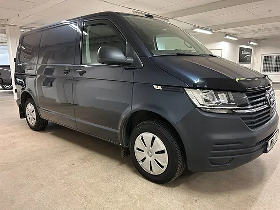 Volkswagen Transporter 2023 photo 2