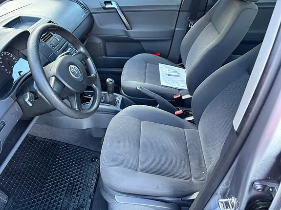 Volkswagen Polo 2006 photo 5