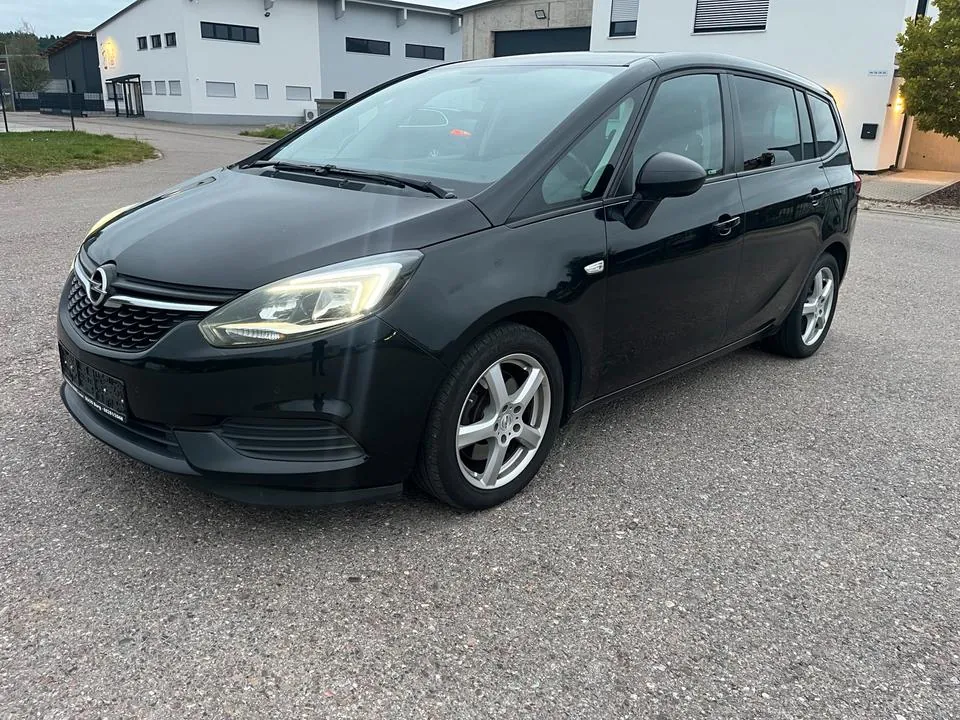 Opel Zafira Tourer