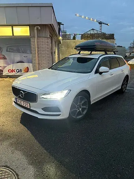 Volvo V90