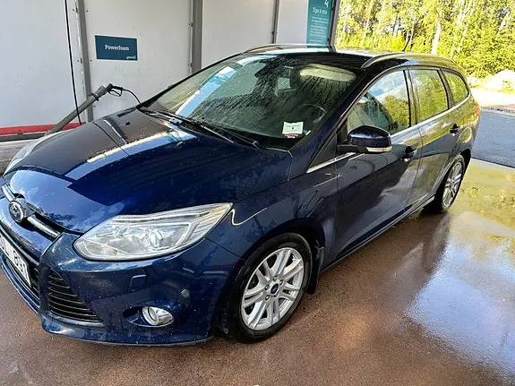 Ford Focus 2012 photo 3