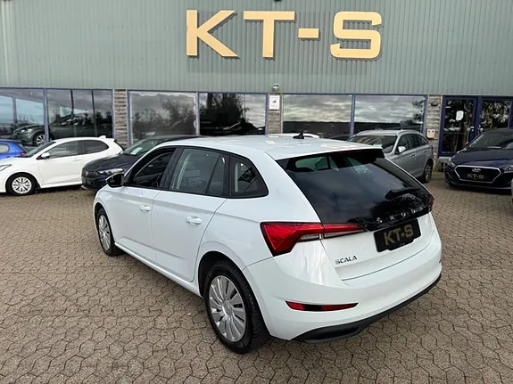 Skoda Scala 2020 photo 3