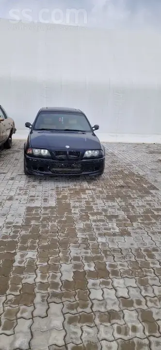 BMW 320