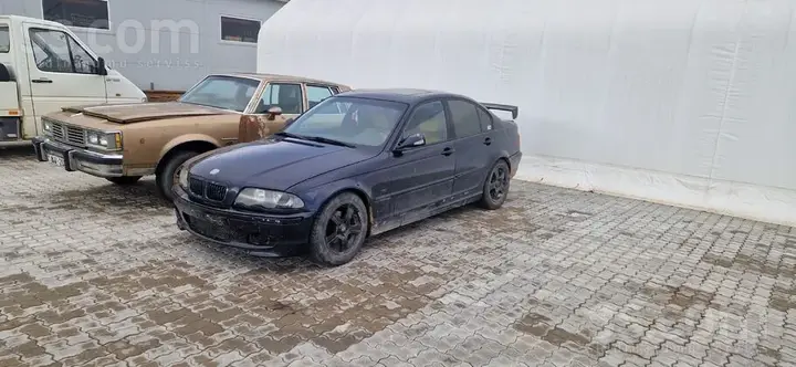 BMW 320 1999 photo 2