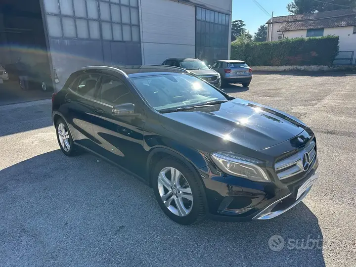 Mercedes-Benz Gla 2017 photo 3