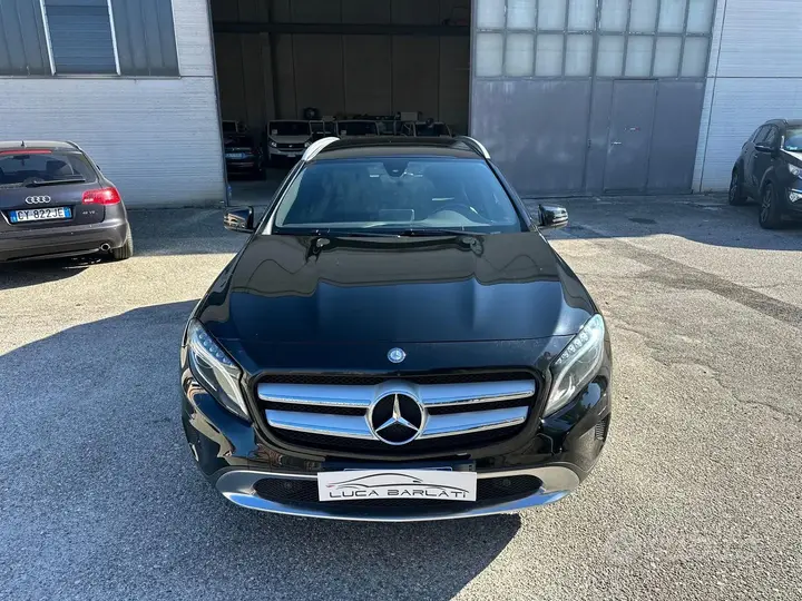 Mercedes-Benz Gla 2017 photo 2