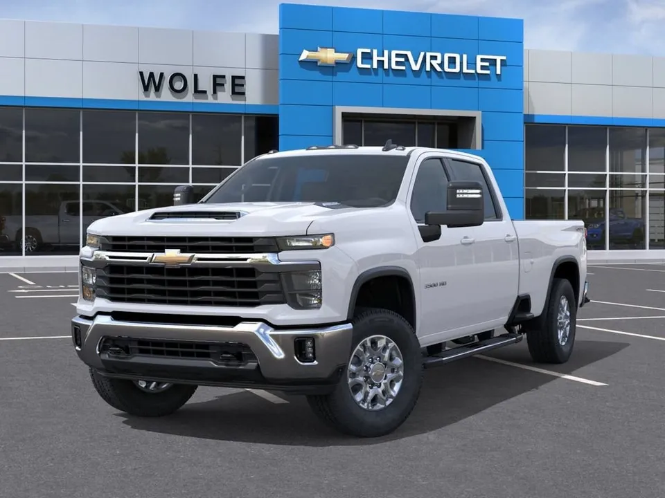 Chevrolet Silverado 3500Hd 2026 photo 2