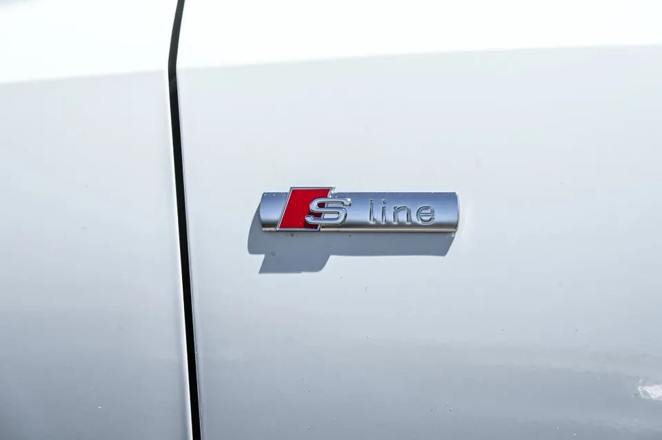 Audi Q3 2023 photo 5