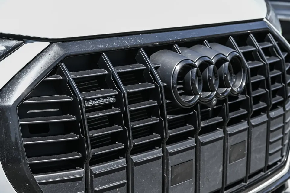Audi Q3 2023 photo 4