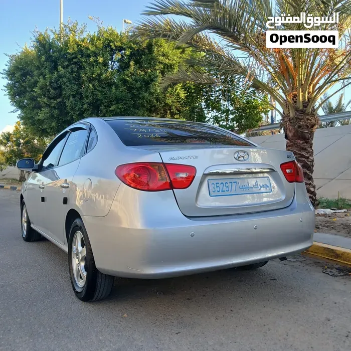 Hyundai Avante 2009 photo 2