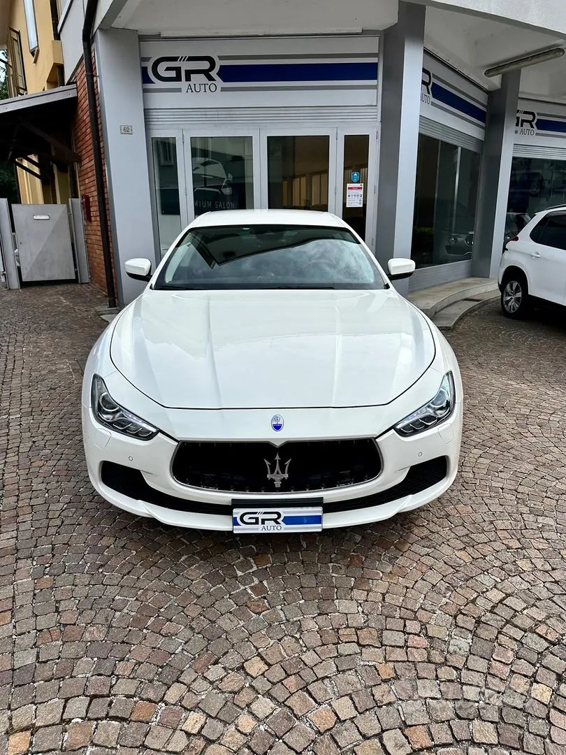 Maserati Ghibli 2017 photo 2