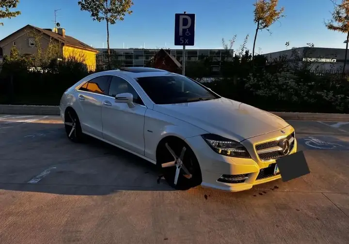 Mercedes-Benz Cls
