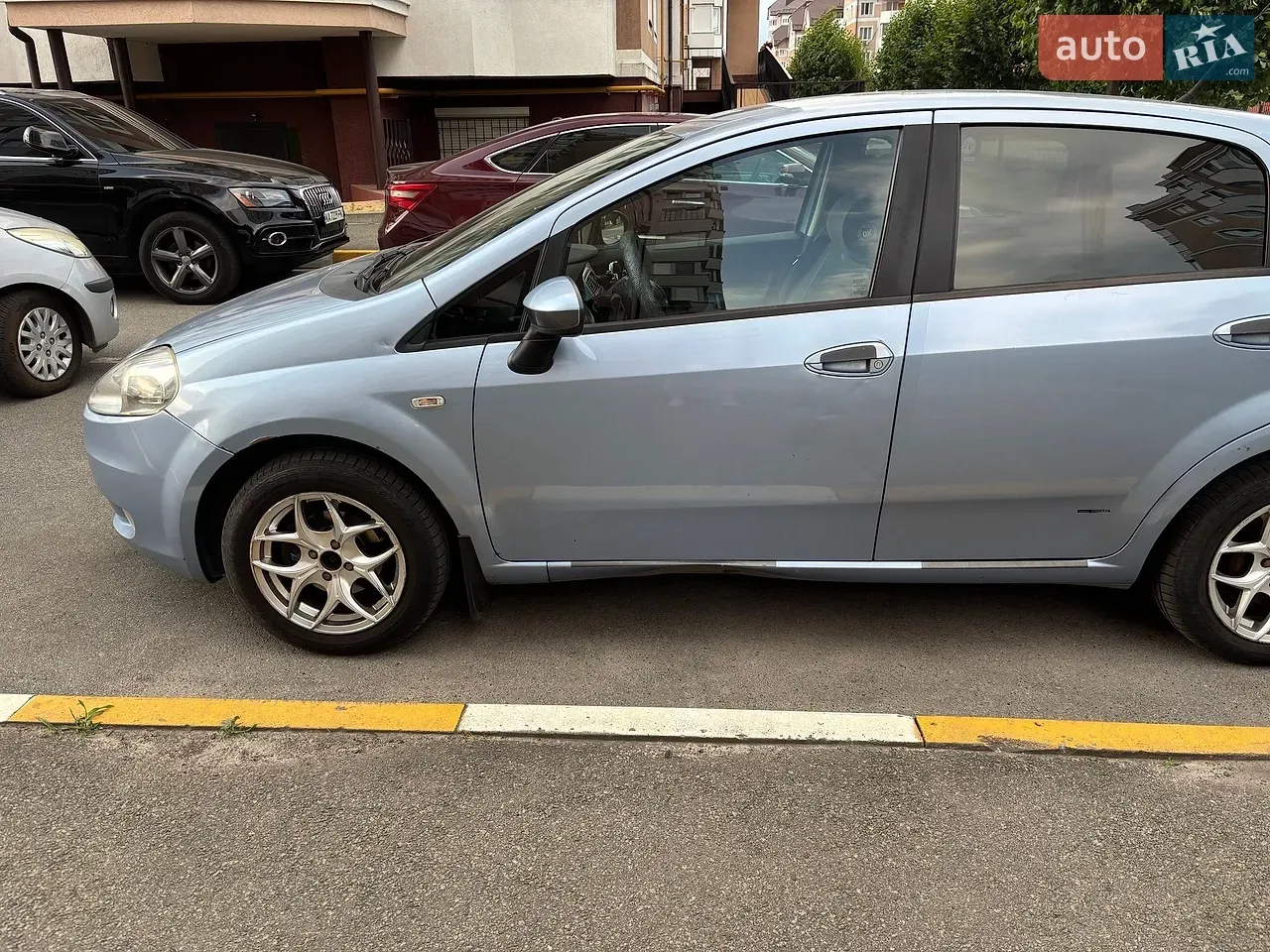 Fiat Grande Punto 2006 photo 3