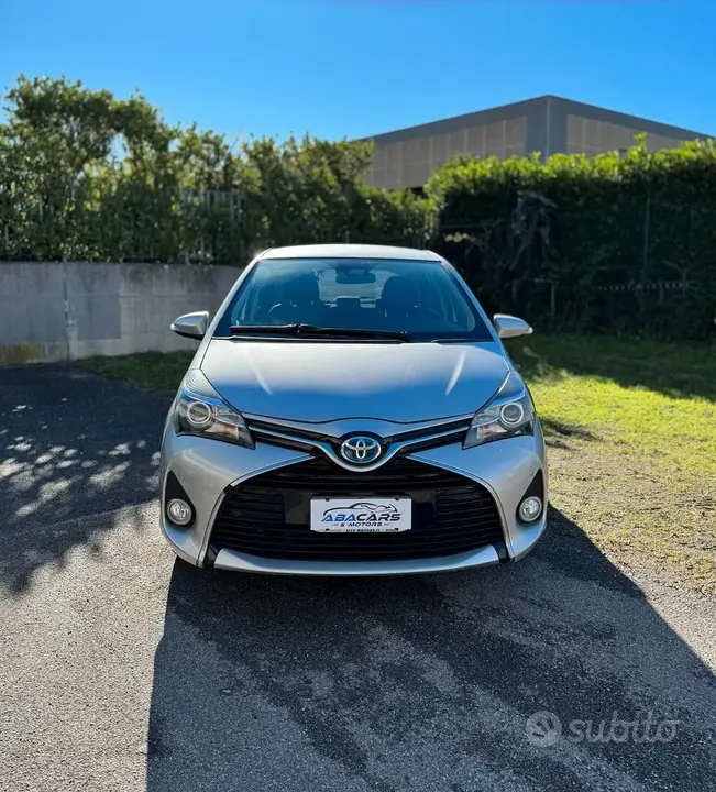 Toyota Yaris 2016 photo 3