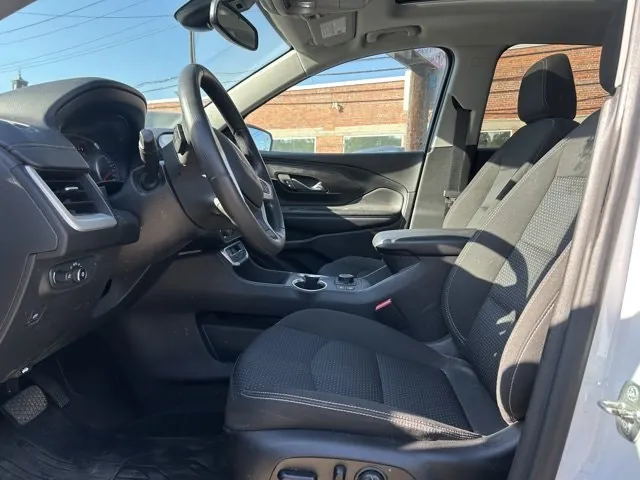 GMC Terrain 2022 photo 3