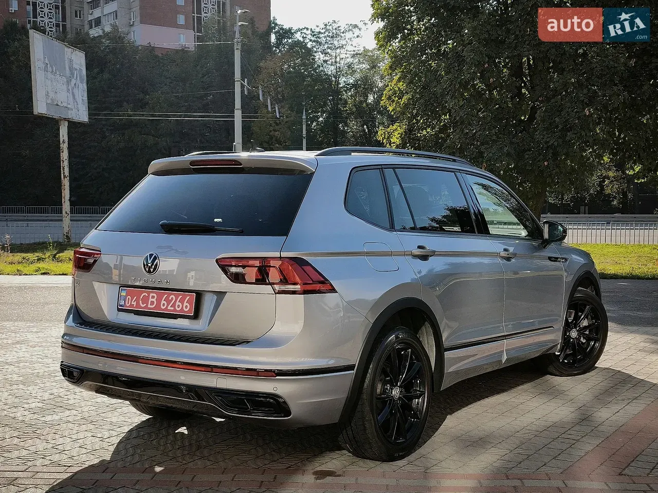 Volkswagen Tiguan 2022 photo 3