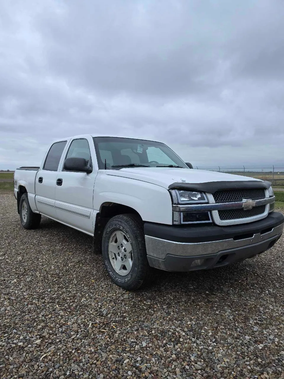 Chevrolet Silverado 1500 2004 photo 2