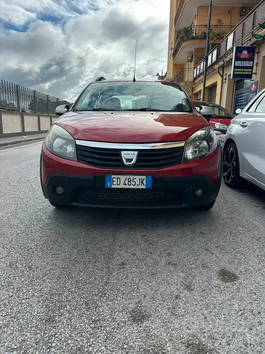 Dacia Sandero 2010 photo 3