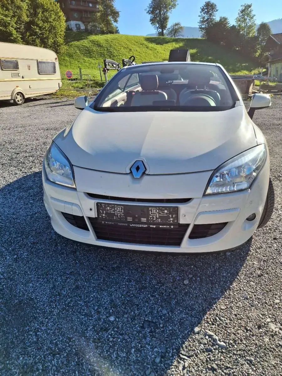 Renault Mégane 2012 photo 3
