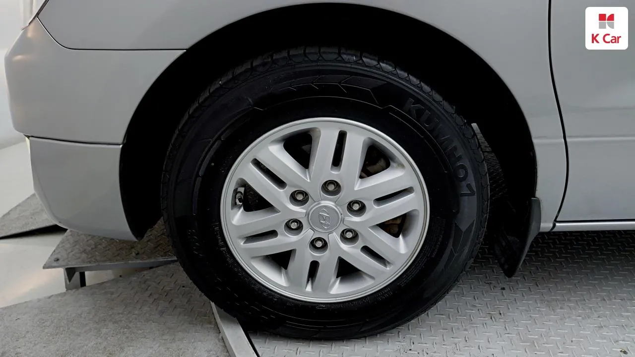 Hyundai Grand Santa Fe 2018 photo 5