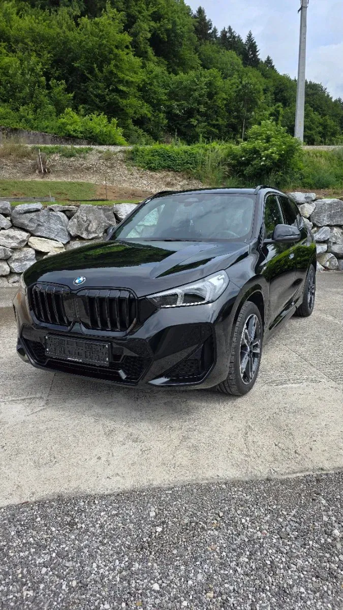 BMW X1 2024 photo 2