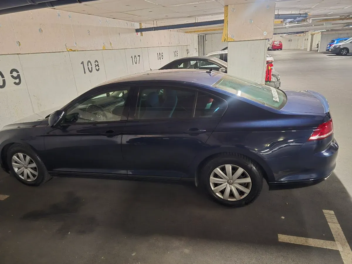 Volkswagen Passat 2017 photo 2
