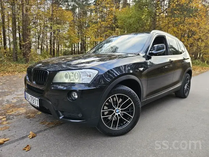 BMW X3 2013 photo 2