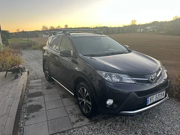 Toyota Rav4 2015 photo 5