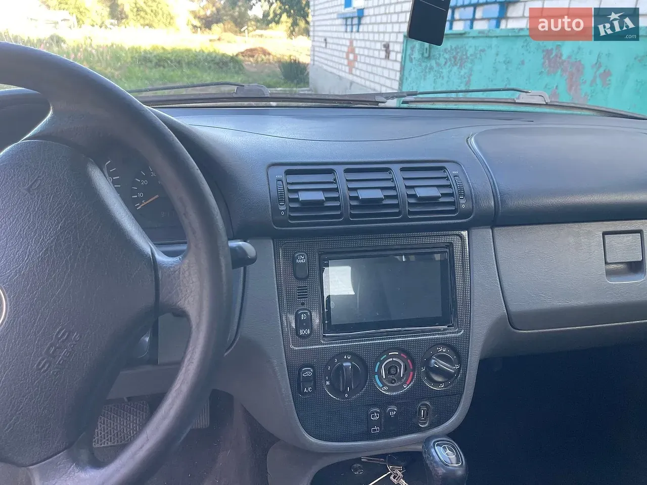 Mercedes-Benz M-Class 1998 photo 5