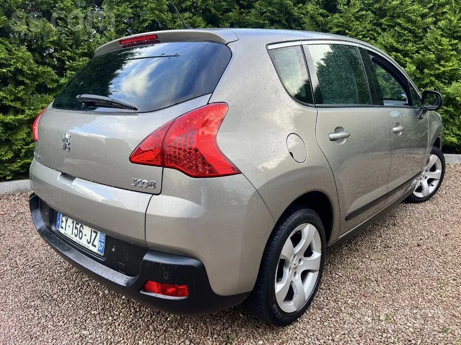 Peugeot 3008 2011 photo 2