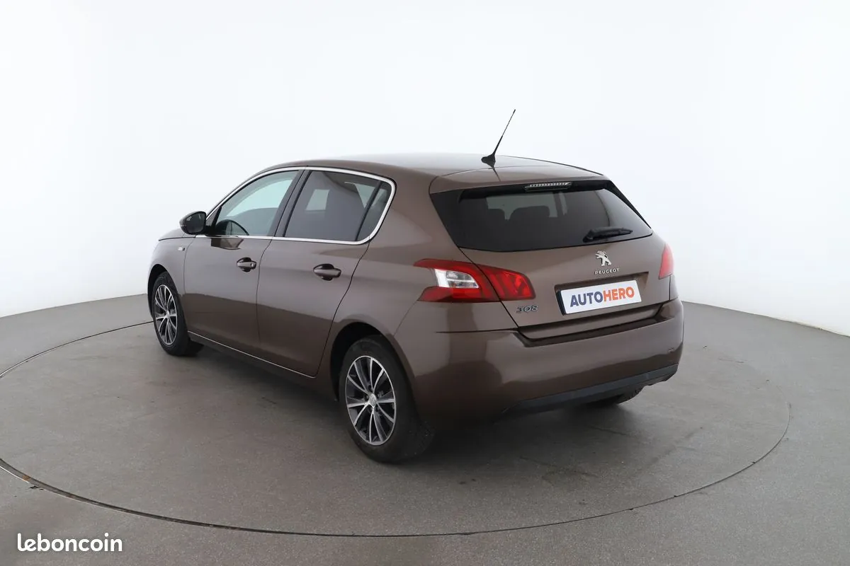 Peugeot 308 2016 photo 2