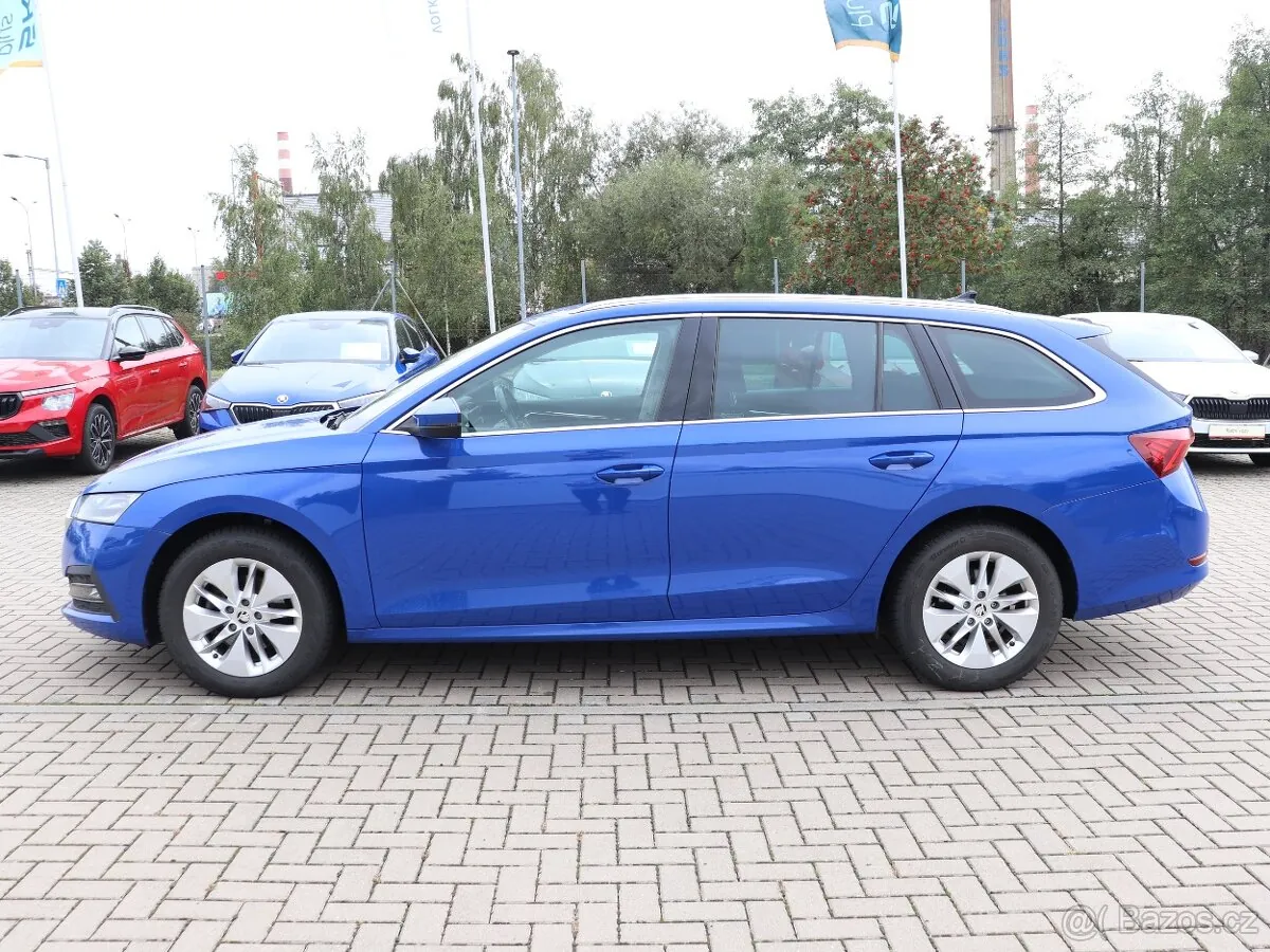 Skoda Octavia 2022 photo 3