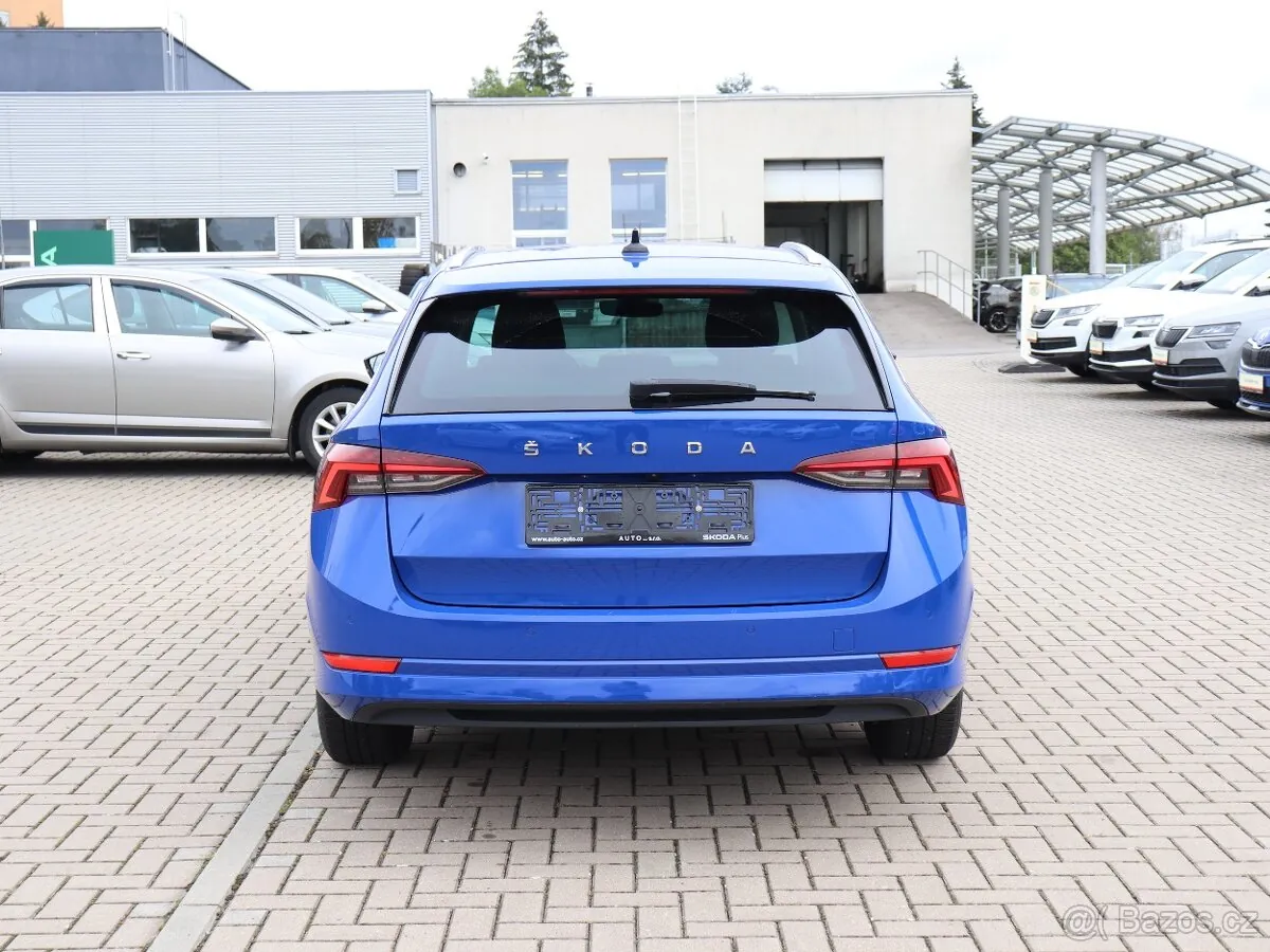 Skoda Octavia 2022 photo 5