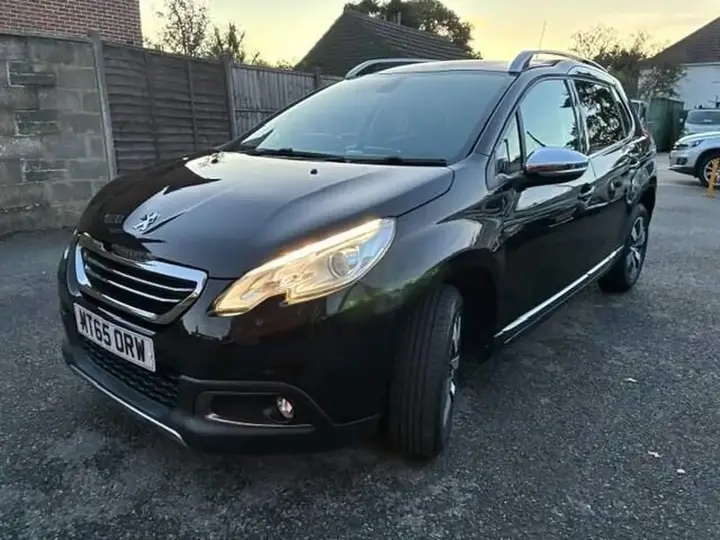 Peugeot 2008 Allure 2015 photo 3