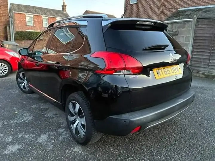 Peugeot 2008 Allure 2015 photo 5
