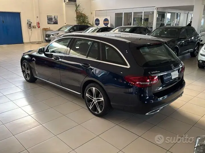 Mercedes-Benz C-Class 2020 photo 3