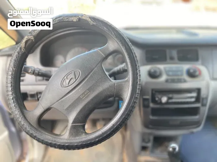 Hyundai Tucson 2002 photo 2