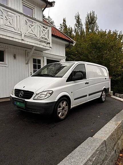 Mercedes-Benz Vito 115 2009 photo 2