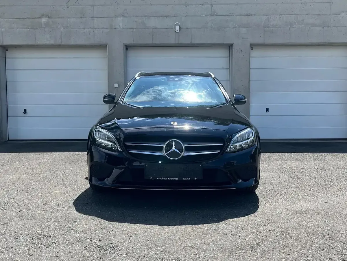 Mercedes-Benz C-Class 2020 photo 2