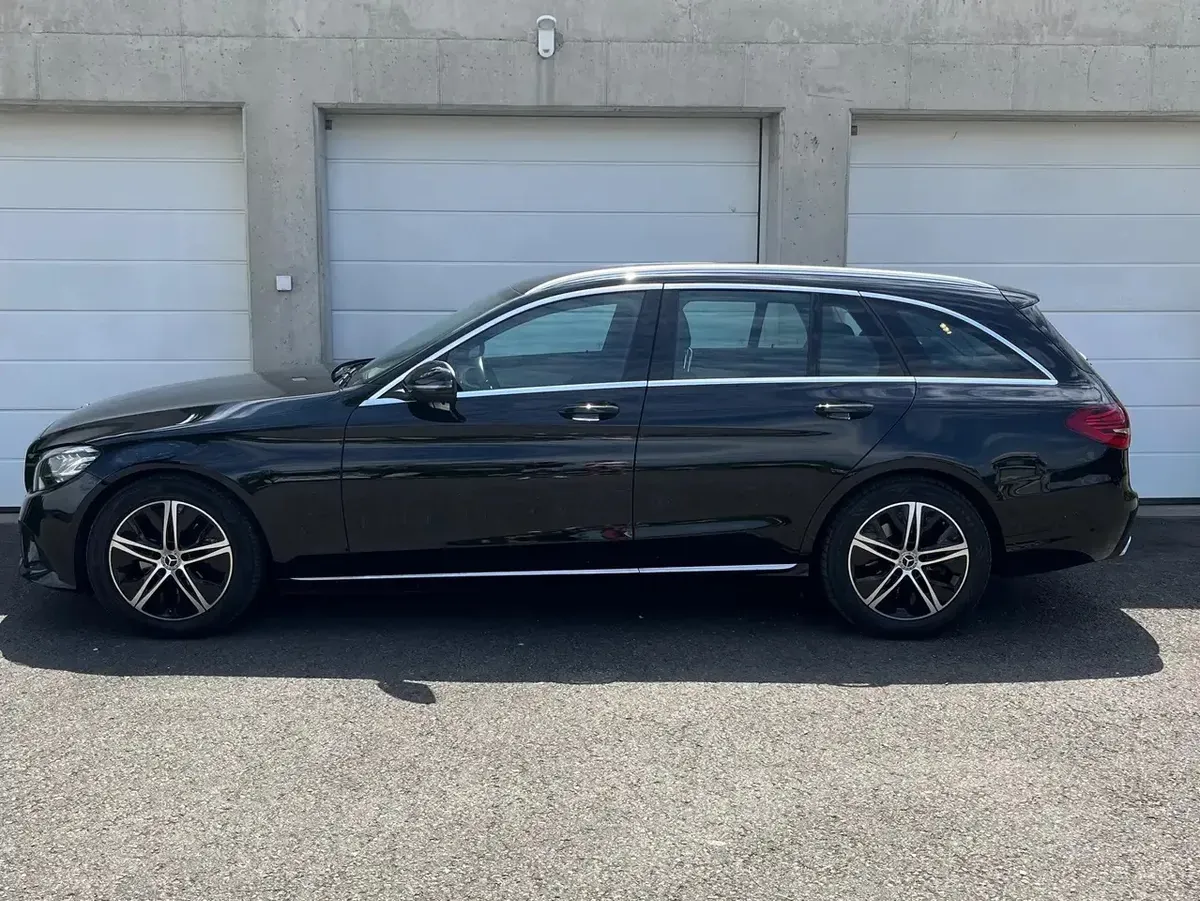 Mercedes-Benz C-Class 2020 photo 3
