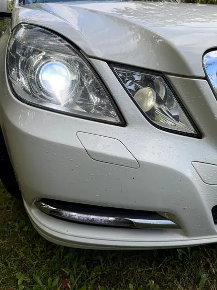 Mercedes-Benz E-Class 2012 photo 5