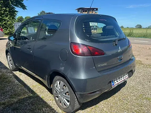 Mitsubishi Colt 2009 photo 3