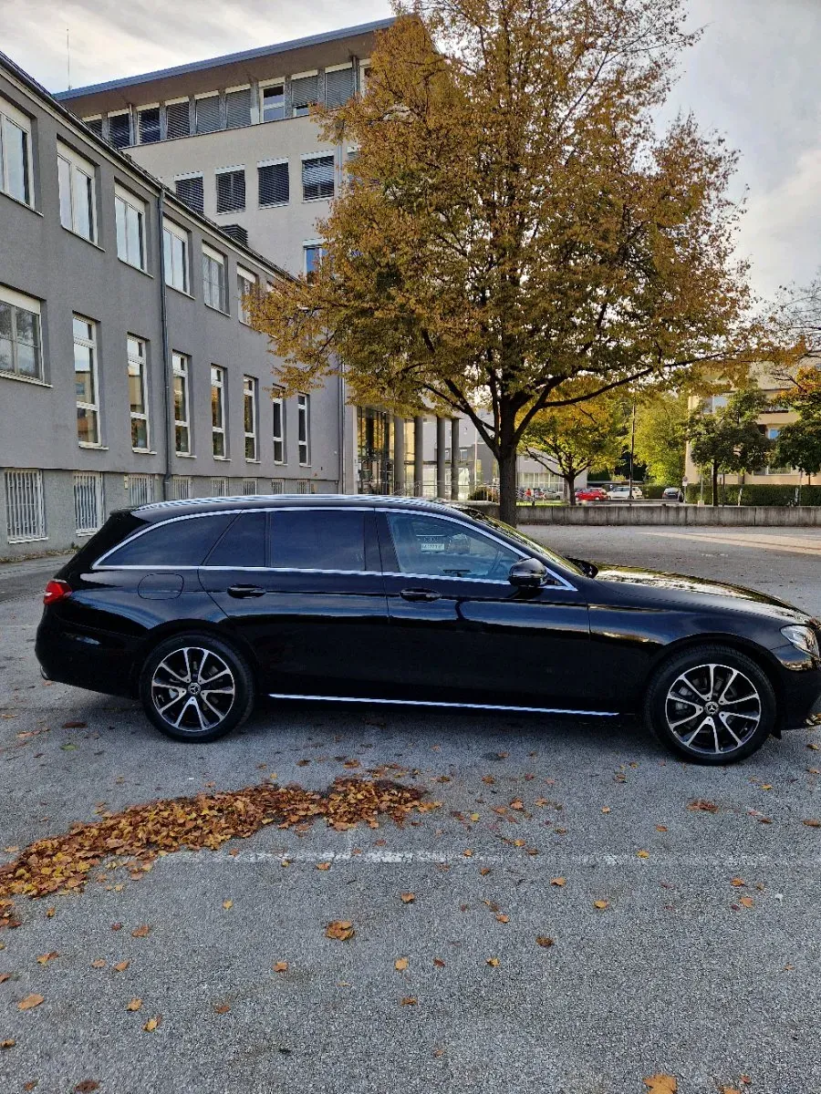 Mercedes-Benz E-Class 2017 photo 3