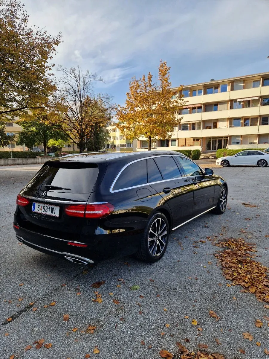 Mercedes-Benz E-Class 2017 photo 2