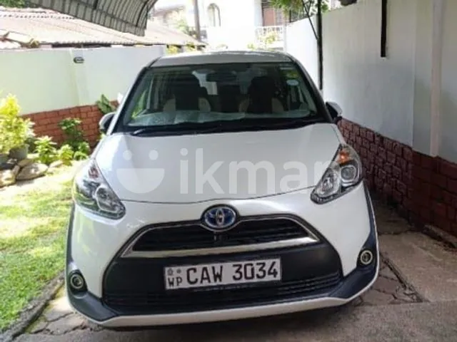 Toyota Sienta