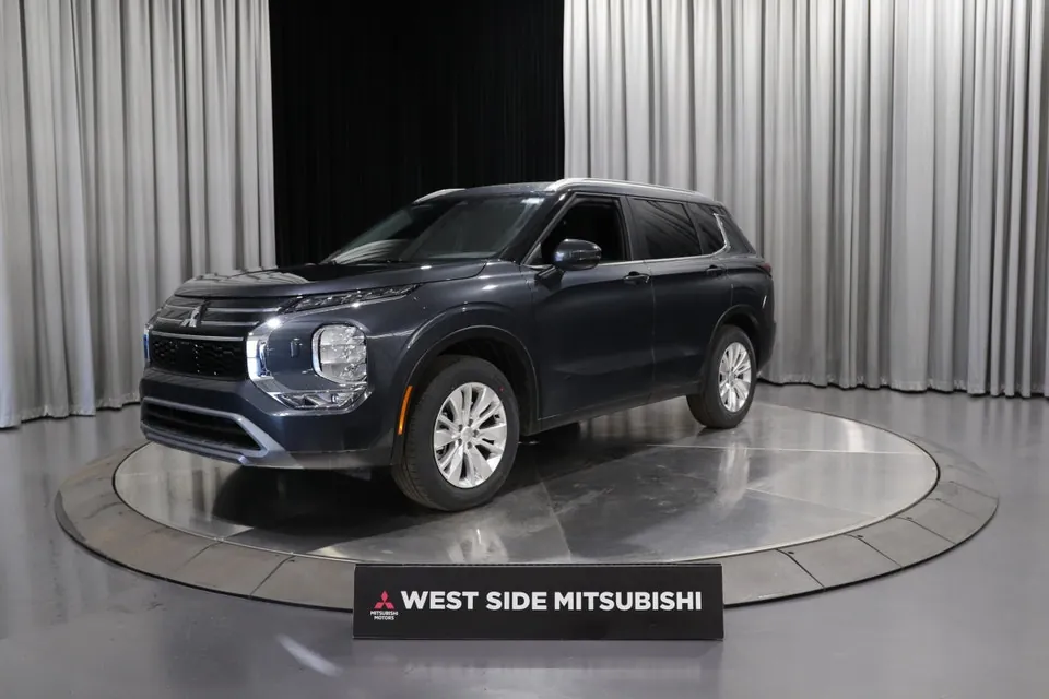 Mitsubishi Outlander 2026 photo 3
