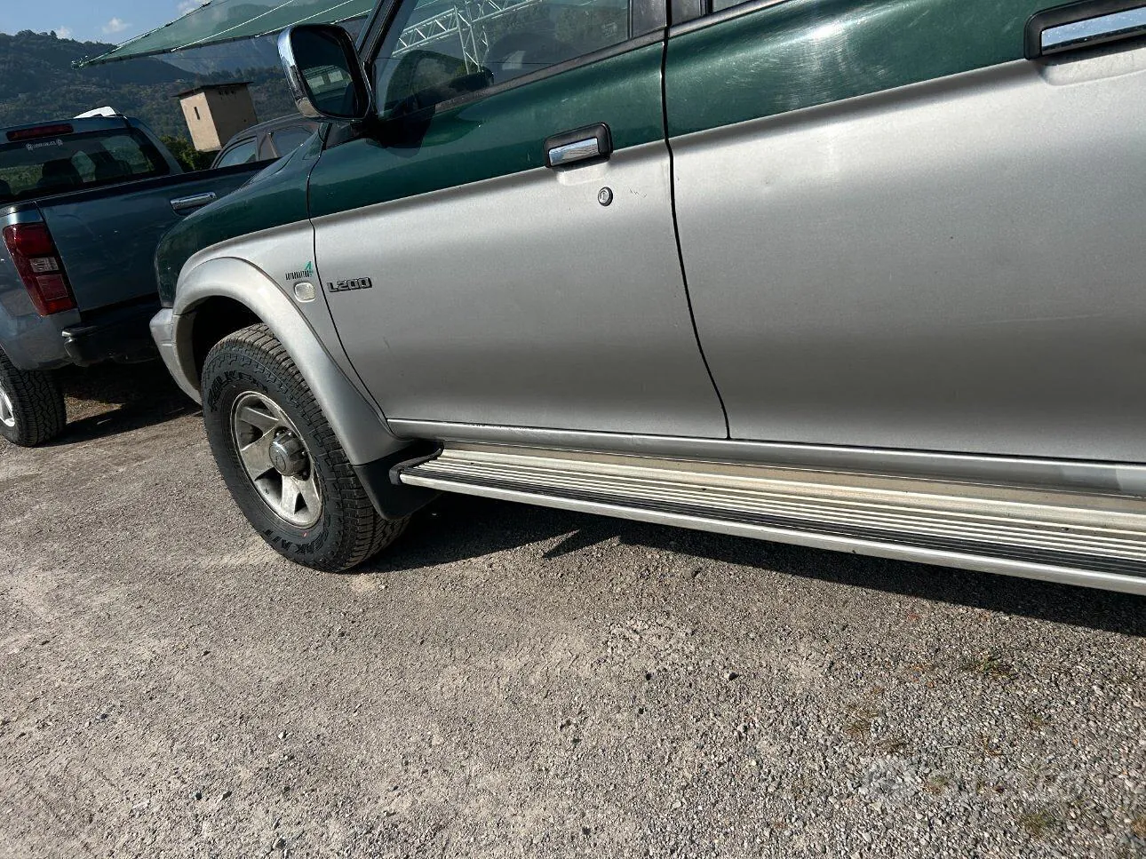 Mitsubishi L200 2002 photo 4