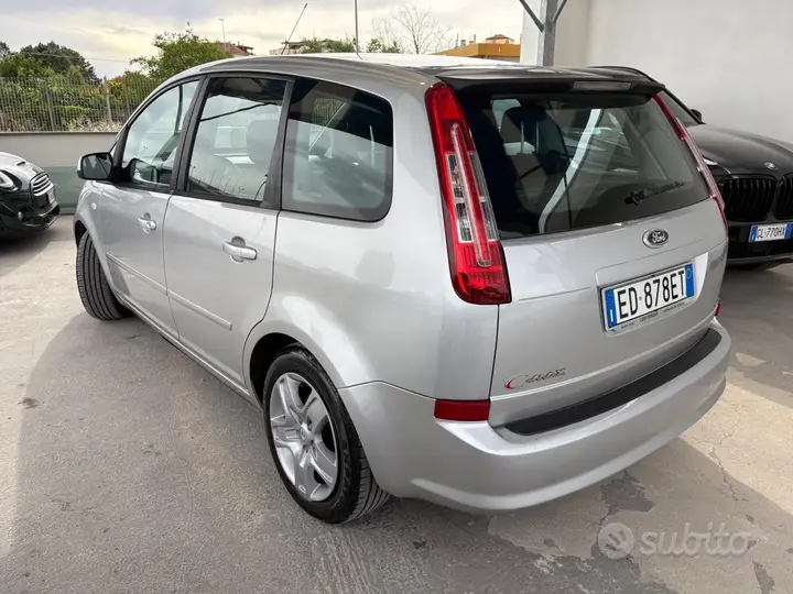 Ford C-Max 2010 photo 4